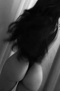 Fille chaude recherche mec du 54 dispo pour plan baise